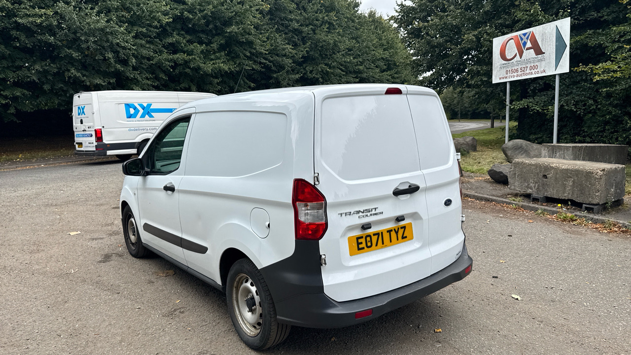 FORD TRANSIT COURIER 1.5 TDCI 75PS - Furgoneta pequeña: foto 3 FORD TRANSIT COURIER 1.5 TDCI 75PS - Furgoneta pequeña: foto 3