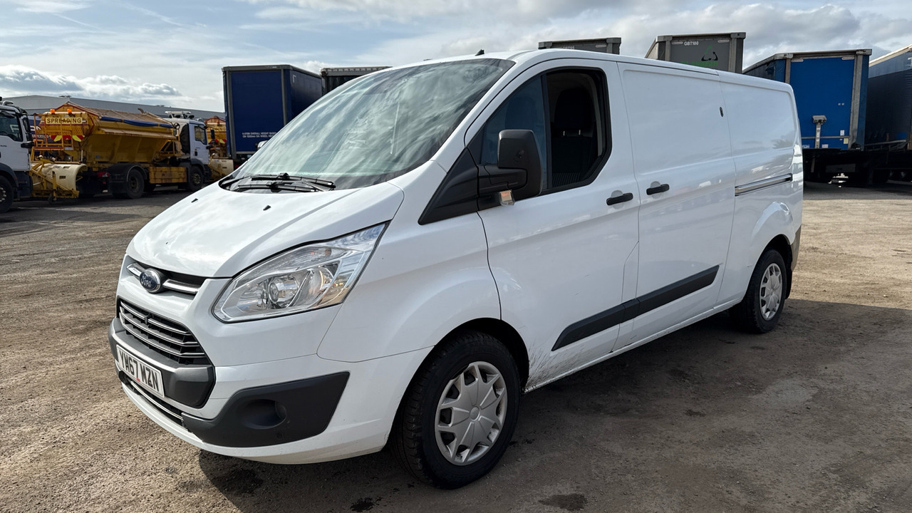 FORD TRANSIT CUSTOM 2.0 TDCi 130ps - Furgoneta pequeña: foto 2 FORD TRANSIT CUSTOM 2.0 TDCi 130ps - Furgoneta pequeña: foto 2
