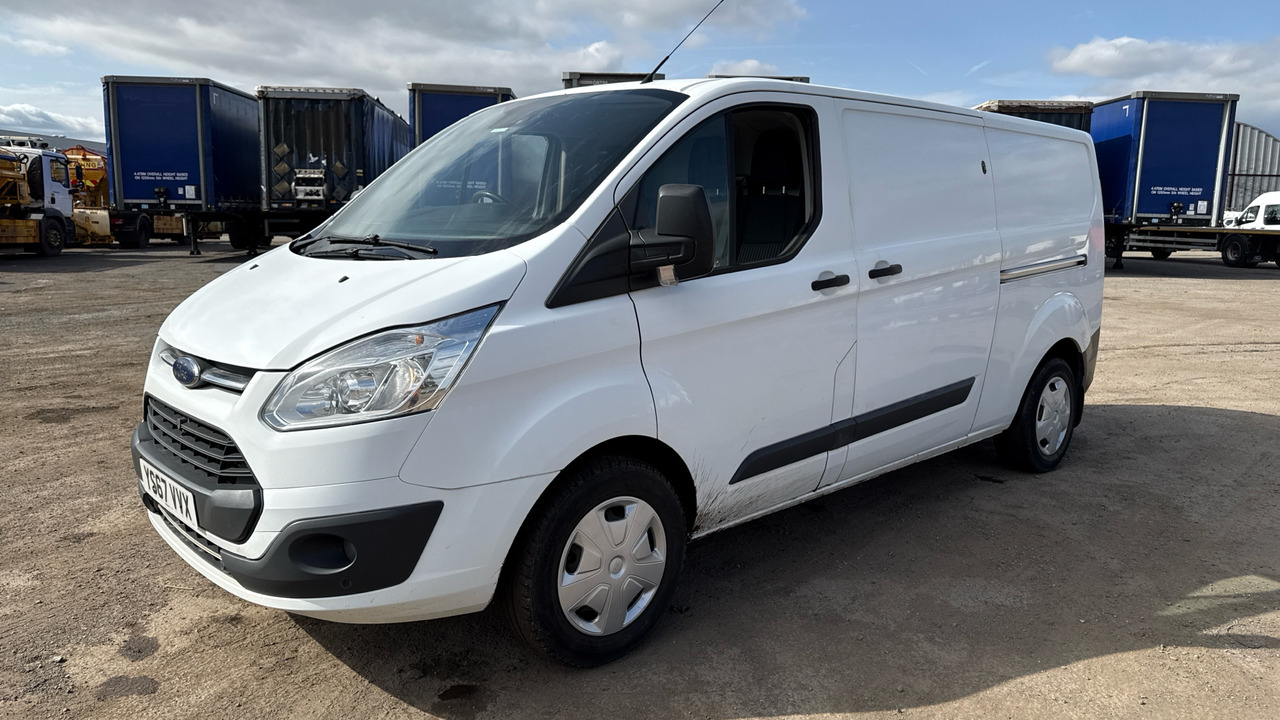 FORD TRANSIT CUSTOM 340 2.0 TDCi 130PS - Furgoneta pequeña: foto 2 FORD TRANSIT CUSTOM 340 2.0 TDCi 130PS - Furgoneta pequeña: foto 2