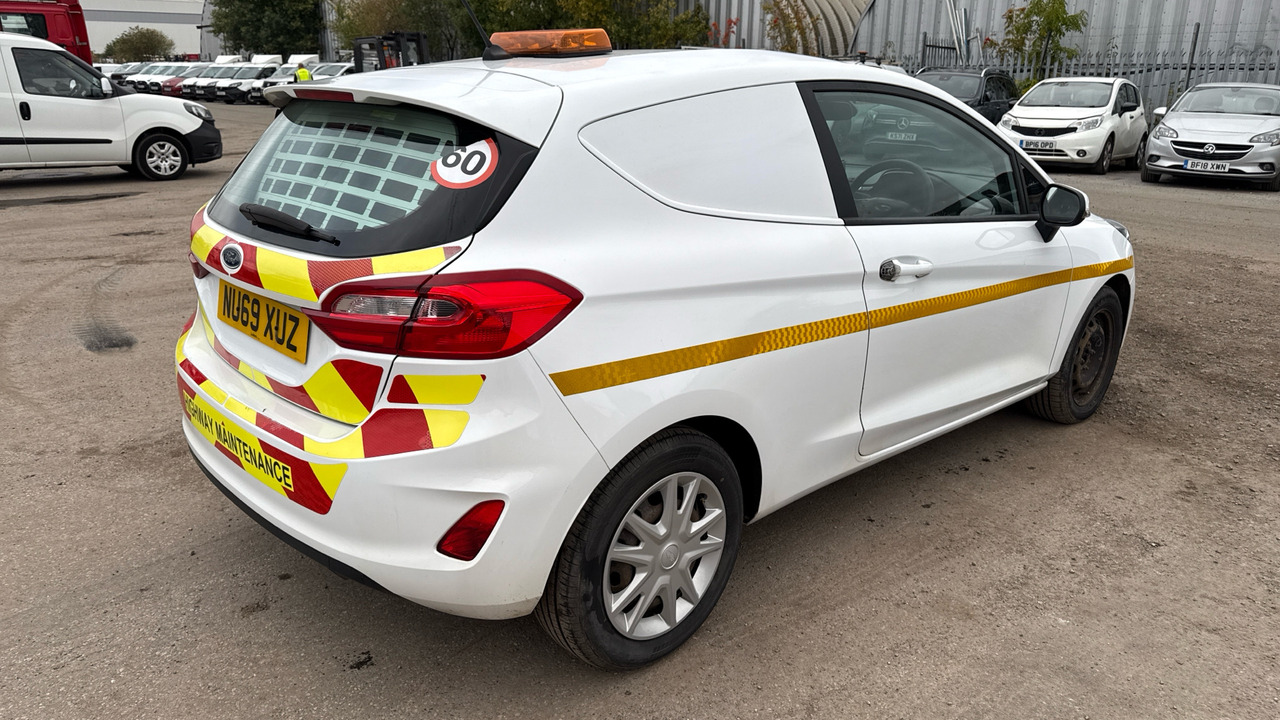 Ford Fiesta 1.5 TDCi - Coche: foto 4 Ford Fiesta 1.5 TDCi - Coche: foto 4