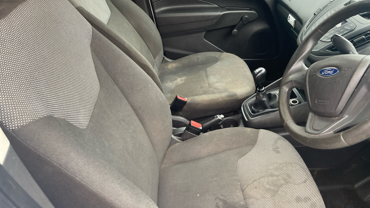 Ford Transit COURIER 1.5 TDCi - Furgoneta pequeña: foto 5 Ford Transit COURIER 1.5 TDCi - Furgoneta pequeña: foto 5