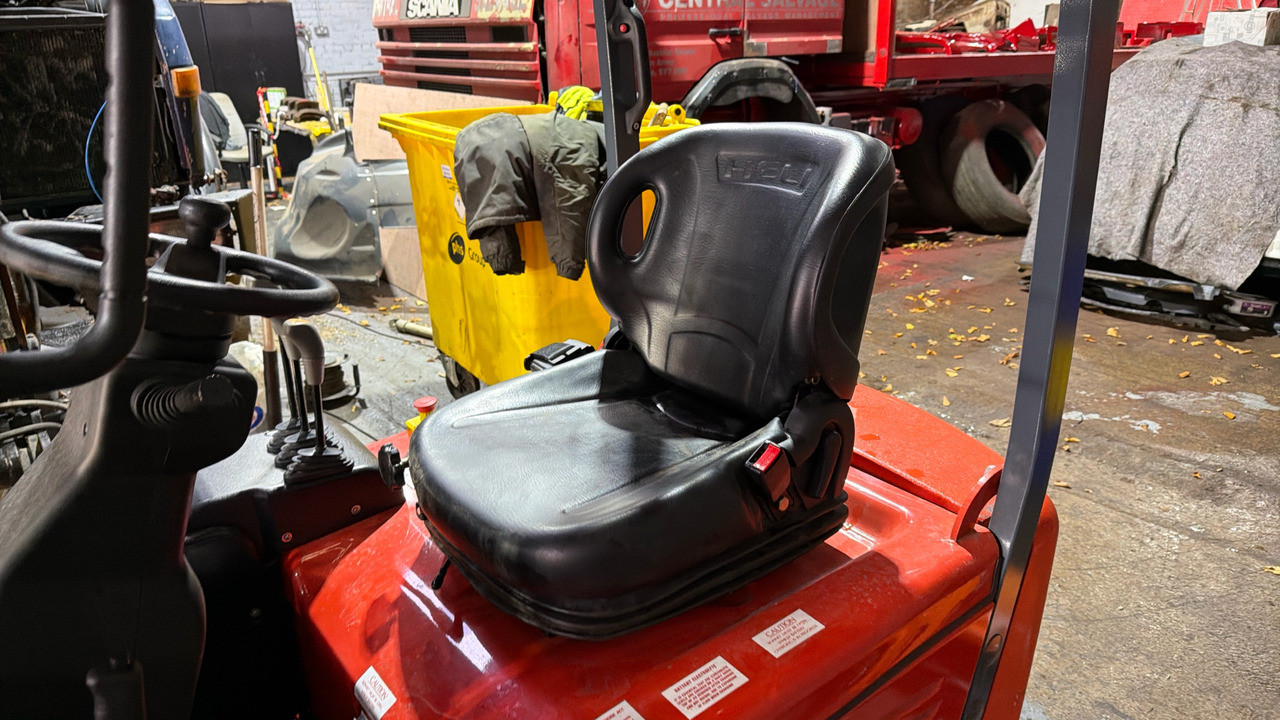 HELI FB315 - Carretilla elevadora eléctrica: foto 5 HELI FB315 - Carretilla elevadora eléctrica: foto 5