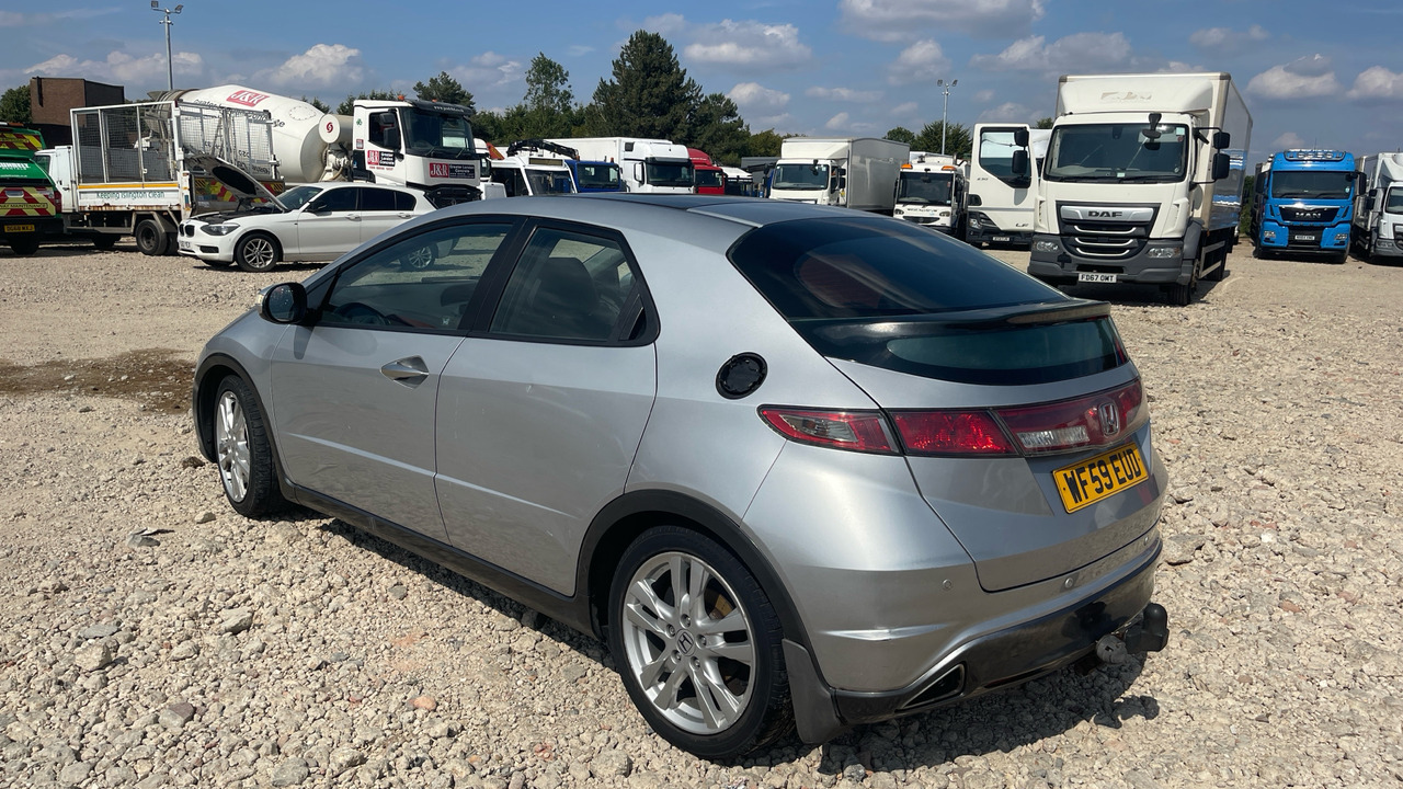 HONDA CIVIC 2.2 I-CTDI - Hatchback: foto 3 HONDA CIVIC 2.2 I-CTDI - Hatchback: foto 3