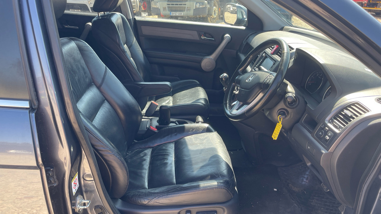 HONDA CR-V 2.2 I-CTDI - Coche: foto 5 HONDA CR-V 2.2 I-CTDI - Coche: foto 5