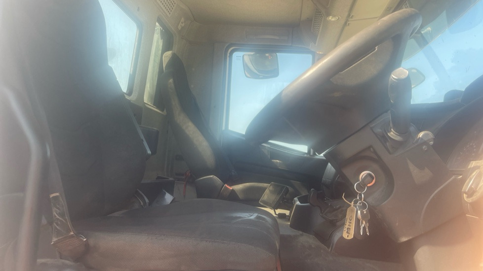 IVECO 420 STRALIS - Camión volquete: foto 5 IVECO 420 STRALIS - Camión volquete: foto 5
