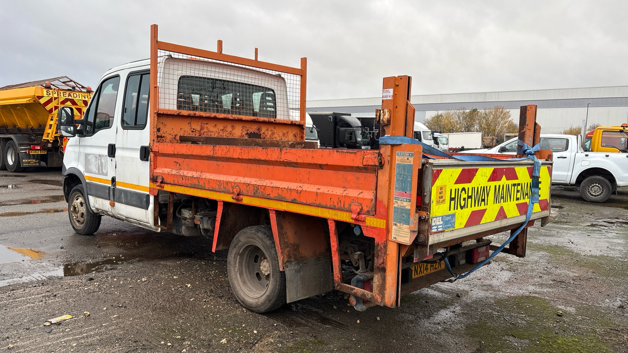 IVECO DAILY 50C15 50C15 - Camión volquete: foto 4 IVECO DAILY 50C15 50C15 - Camión volquete: foto 4