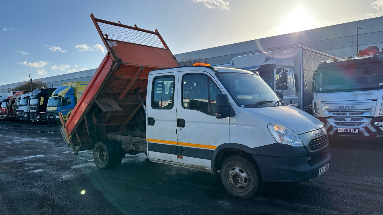 IVECO DAILY 50C15 - Camión volquete: foto 1 IVECO DAILY 50C15 - Camión volquete: foto 1