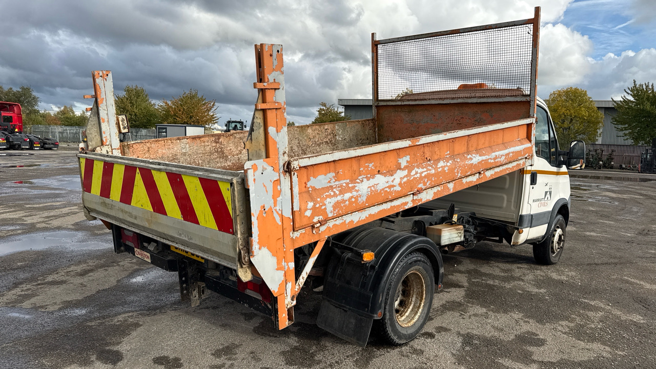 IVECO DAILY 60-180 - Camión volquete: foto 4 IVECO DAILY 60-180 - Camión volquete: foto 4