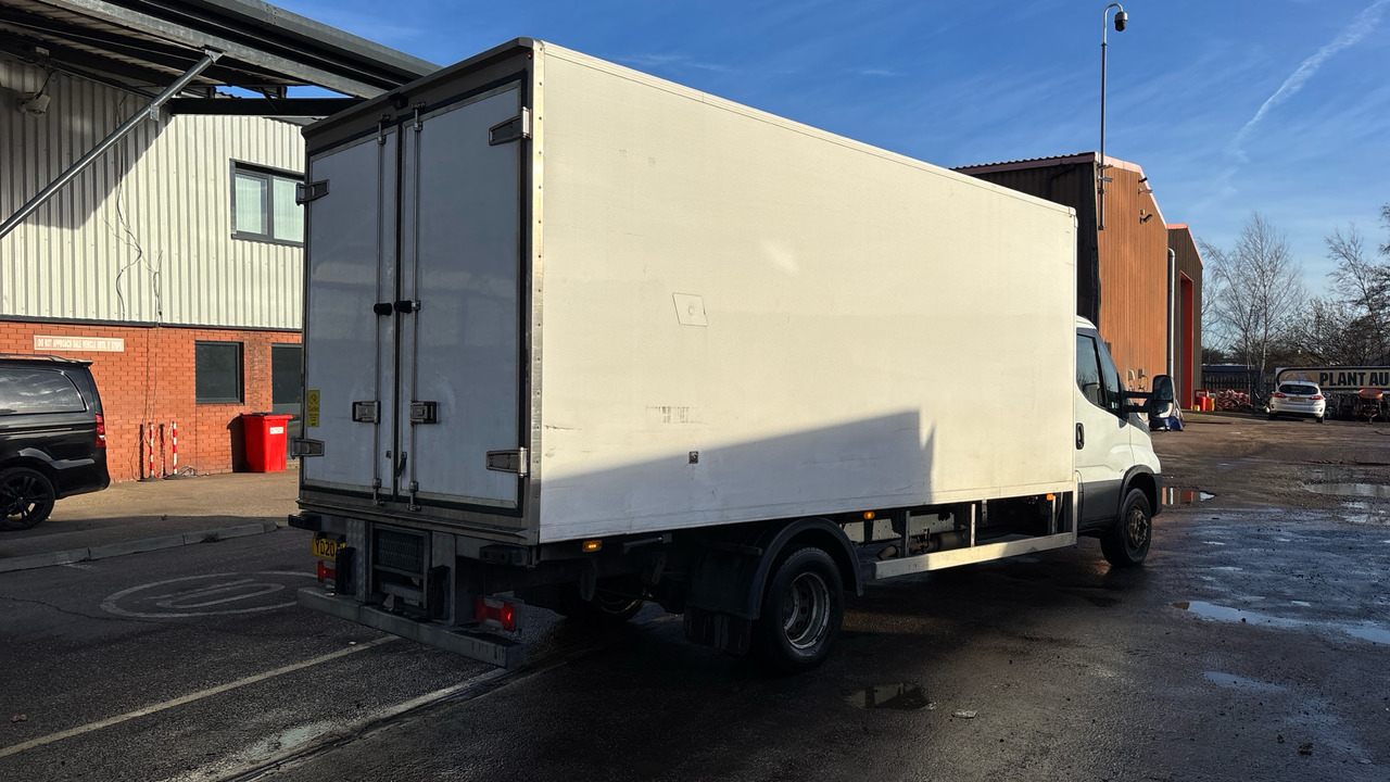 IVECO DAILY 70C18 - Camión frigorífico: foto 4 IVECO DAILY 70C18 - Camión frigorífico: foto 4