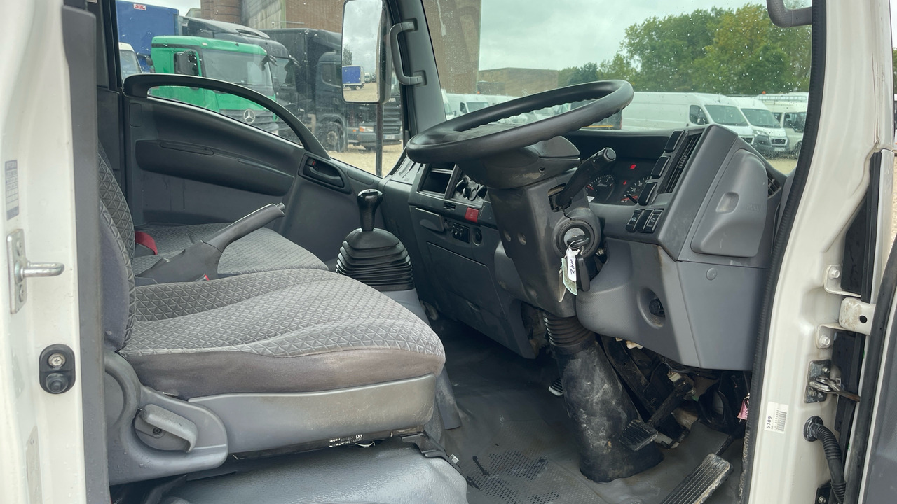 Isuzu Grafter N35.125 - Furgoneta caja abierta: foto 5 Isuzu Grafter N35.125 - Furgoneta caja abierta: foto 5