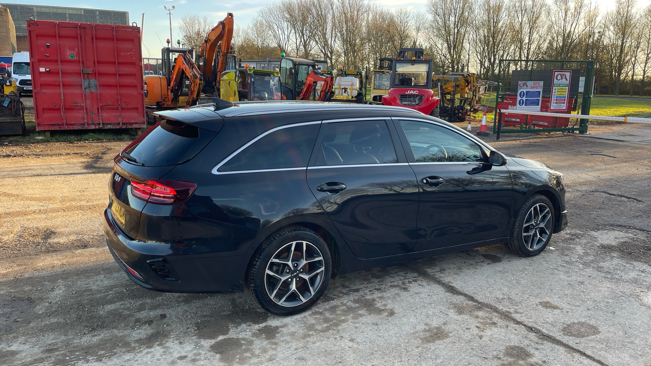 Kia Ceed 3 1.5 GDI ISG - Coche familiar: foto 4 Kia Ceed 3 1.5 GDI ISG - Coche familiar: foto 4