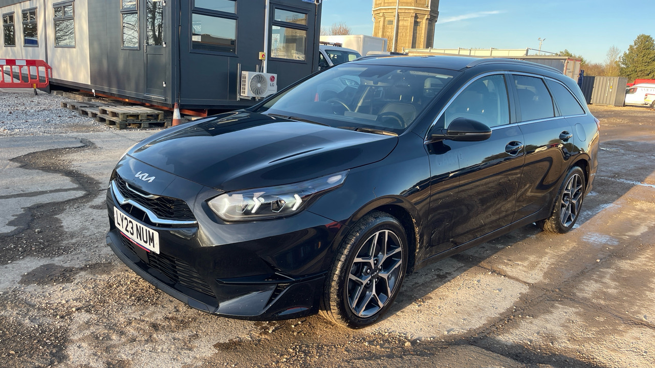 Kia Ceed 3 1.5 GDI ISG - Coche familiar: foto 2 Kia Ceed 3 1.5 GDI ISG - Coche familiar: foto 2