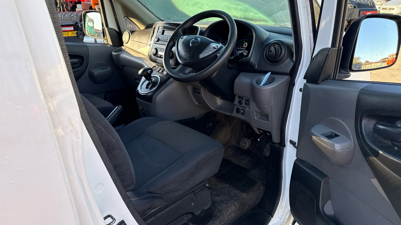 Nissan E-Nv200 80kW Acenta Van Auto 40kWh - Furgoneta pequeña, Furgoneta eléctrica: foto 5 Nissan E-Nv200 80kW Acenta Van Auto 40kWh - Furgoneta pequeña, Furgoneta eléctrica: foto 5