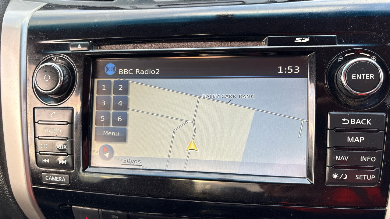 Pick-up Nissan Navara Tekna 2.3 DCI 190PS: foto 13