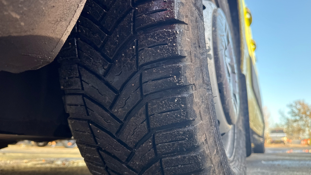 Ambulancia RENAULT MASTER 150.39: foto 18 Ambulancia RENAULT MASTER 150.39: foto 18