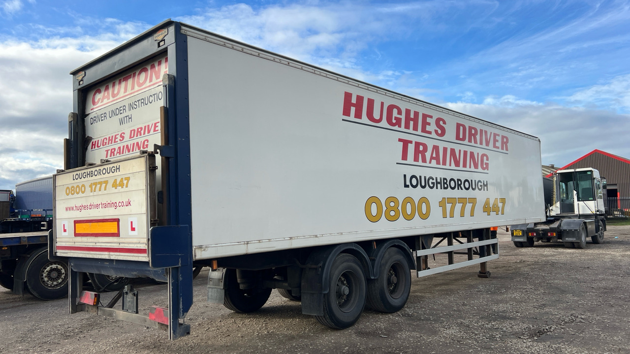 DON BUR BOX - Remolque: foto 5 DON BUR BOX - Remolque: foto 5