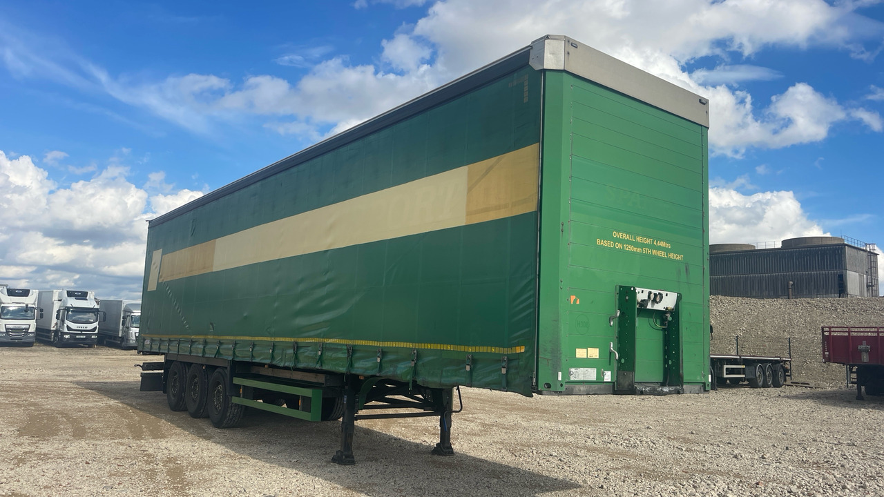 SCHMITZ CURTAINSIDE - Remolque: foto 1 SCHMITZ CURTAINSIDE - Remolque: foto 1