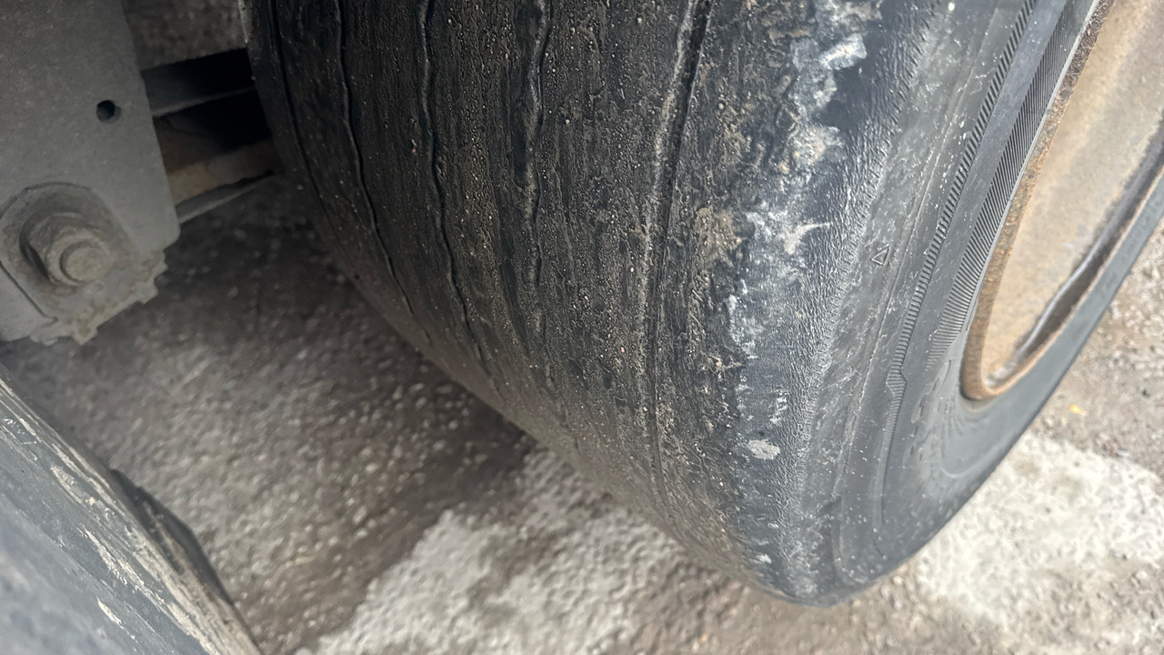 Remolque SCHMITZ CURTAINSIDE MEGA EUROLINER: foto 19 Remolque SCHMITZ CURTAINSIDE MEGA EUROLINER: foto 19