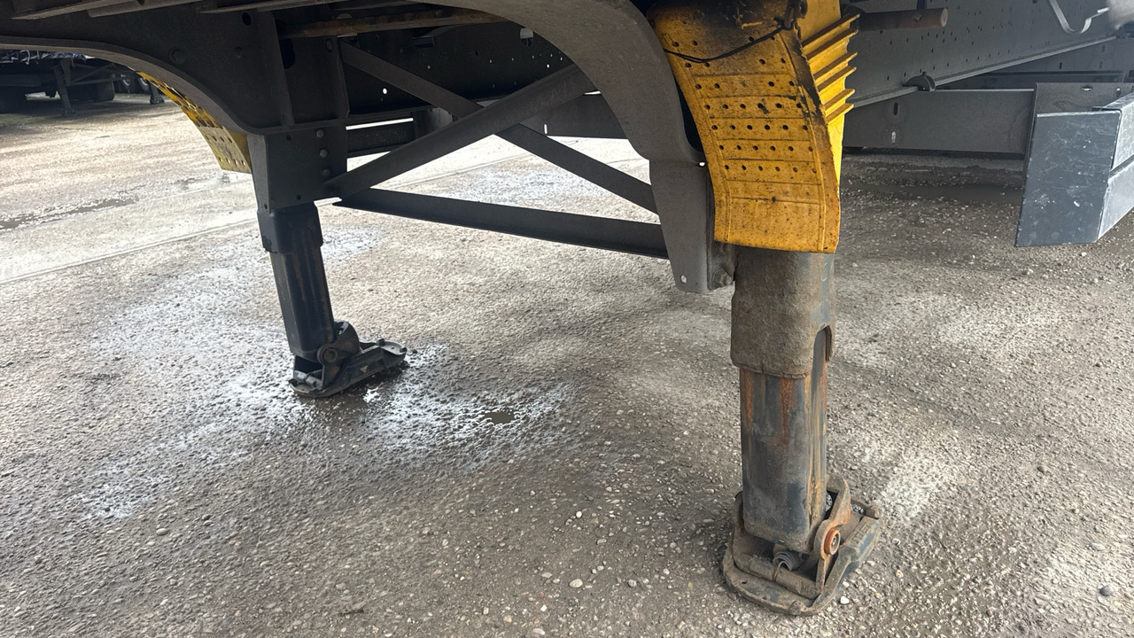 Remolque SCHMITZ CURTAINSIDE MEGA EUROLINER: foto 13 Remolque SCHMITZ CURTAINSIDE MEGA EUROLINER: foto 13