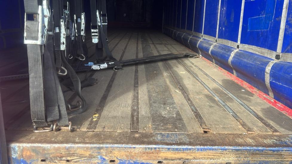 SDC CURTAINSIDE - Remolque: foto 2 SDC CURTAINSIDE - Remolque: foto 2