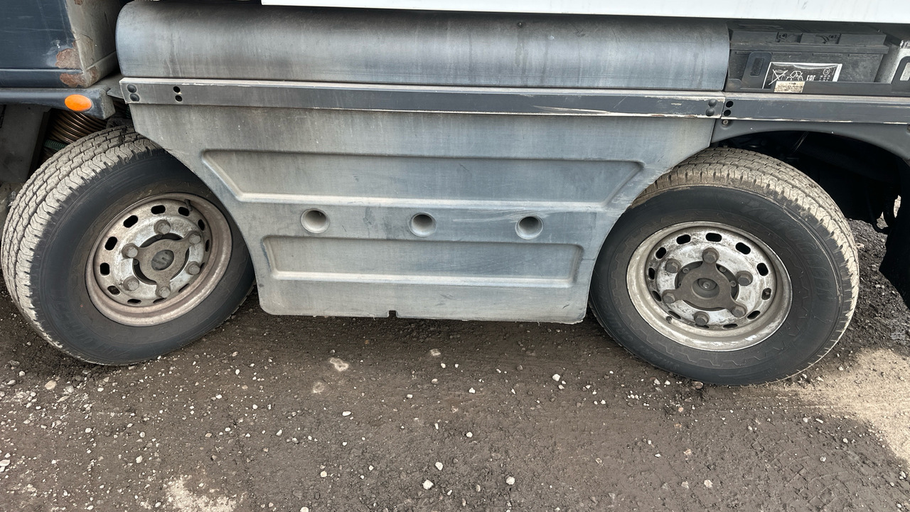 Barredora vial SCHMIDT SWINGO 200: foto 13 Barredora vial SCHMIDT SWINGO 200: foto 13