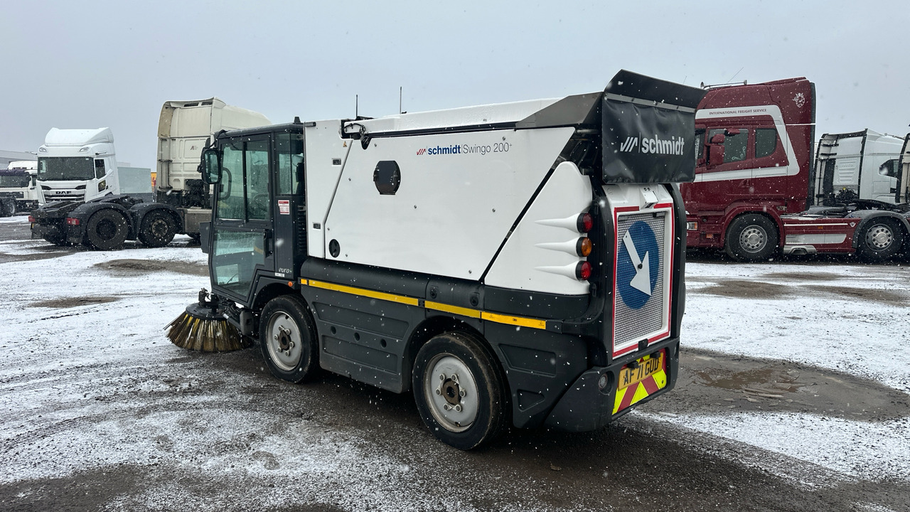 SCHMIDT SWINGO 200 - Barredora vial: foto 3 SCHMIDT SWINGO 200 - Barredora vial: foto 3