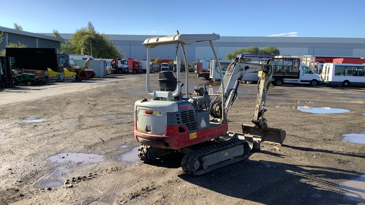 TAKEUCHI TB219 - Miniexcavadora: foto 3 TAKEUCHI TB219 - Miniexcavadora: foto 3