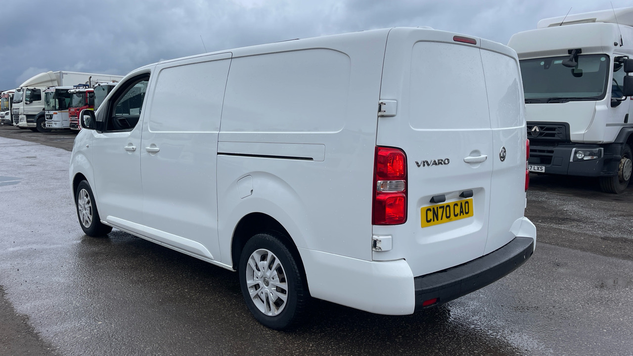 VAUXHALL VIVARO 2900 1.5d 100PS Sportive - Furgoneta pequeña: foto 3 VAUXHALL VIVARO 2900 1.5d 100PS Sportive - Furgoneta pequeña: foto 3