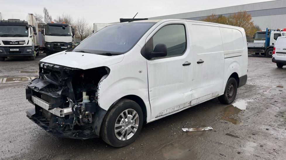 VAUXHALL VIVARO 3100 2.0D DYNAMIC 120PS - Furgoneta pequeña: foto 1 VAUXHALL VIVARO 3100 2.0D DYNAMIC 120PS - Furgoneta pequeña: foto 1