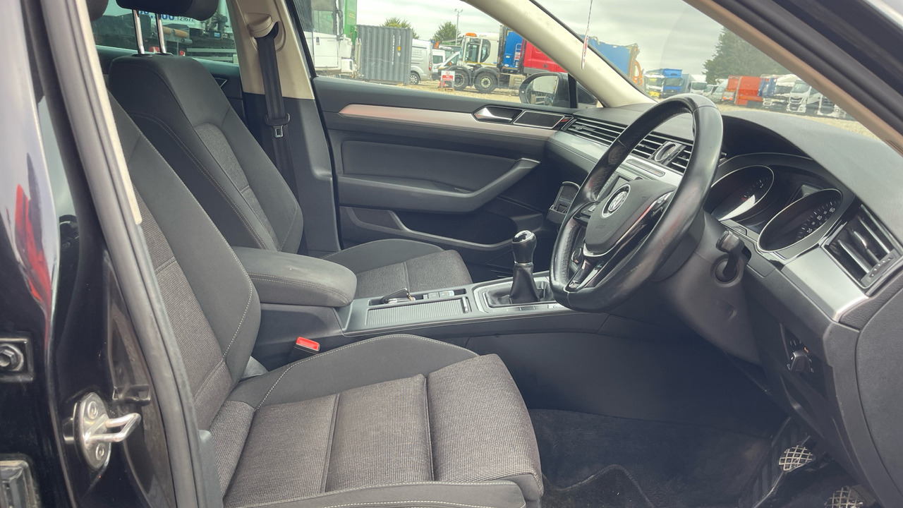 VOLKSWAGEN PASSAT 2.0 TDI - Coche familiar: foto 5 VOLKSWAGEN PASSAT 2.0 TDI - Coche familiar: foto 5