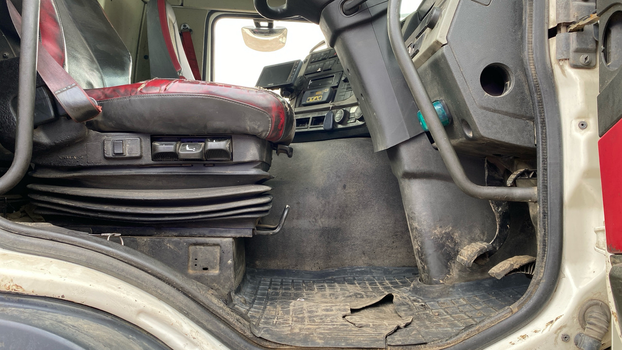 VOLVO FM 420 - Camión volquete: foto 5 VOLVO FM 420 - Camión volquete: foto 5