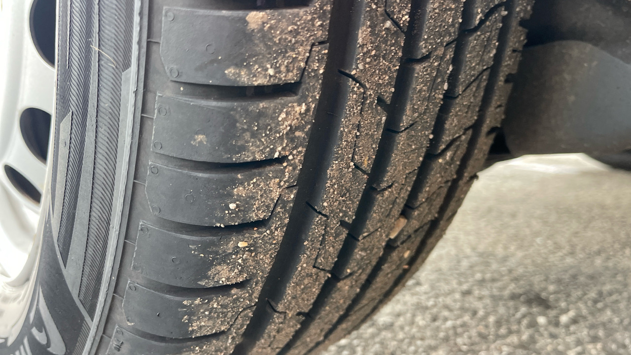 Furgoneta pequeña Vauxhall Combo Cargo 2300 1.5 TURBO D 100PS: foto 20 Furgoneta pequeña Vauxhall Combo Cargo 2300 1.5 TURBO D 100PS: foto 20