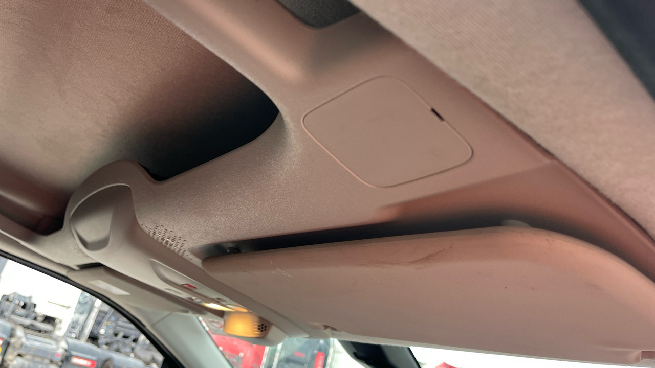 Furgoneta pequeña Vauxhall Combo Cargo 2300 1.5 TURBO D 100PS: foto 14 Furgoneta pequeña Vauxhall Combo Cargo 2300 1.5 TURBO D 100PS: foto 14