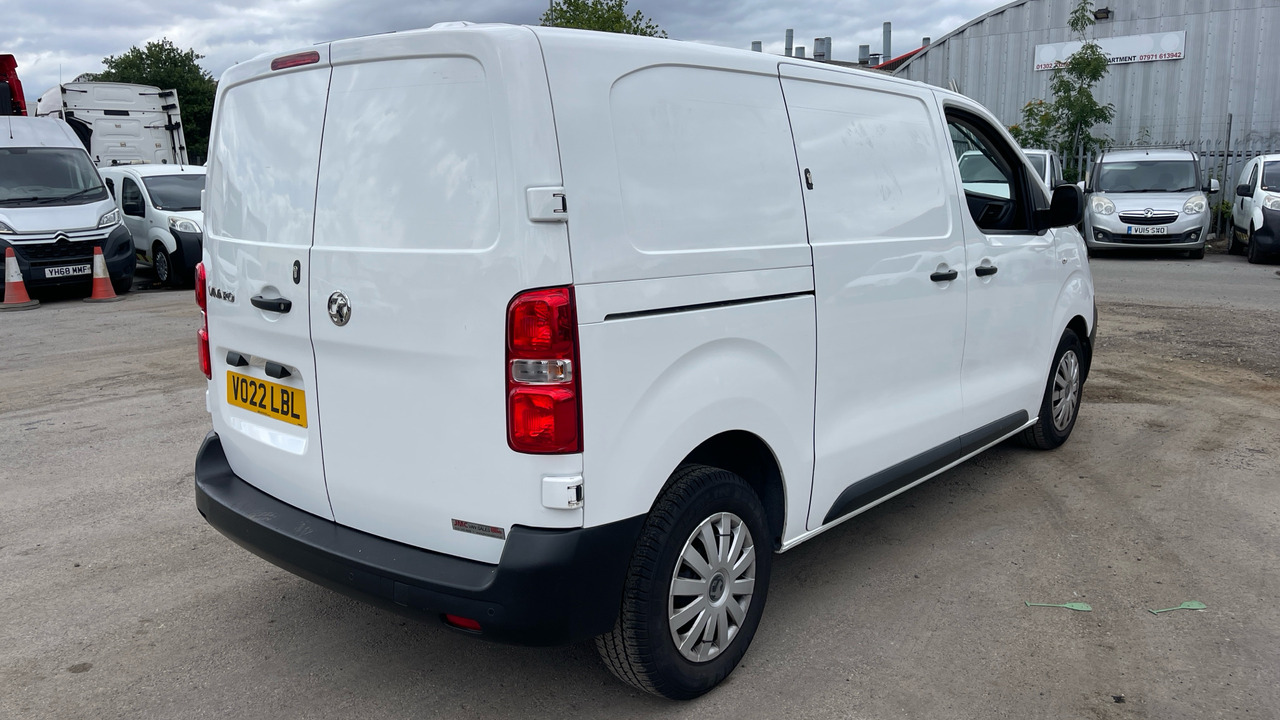 Vauxhall Vivaro 2900 1.5D 100PS - Furgoneta pequeña: foto 3 Vauxhall Vivaro 2900 1.5D 100PS - Furgoneta pequeña: foto 3