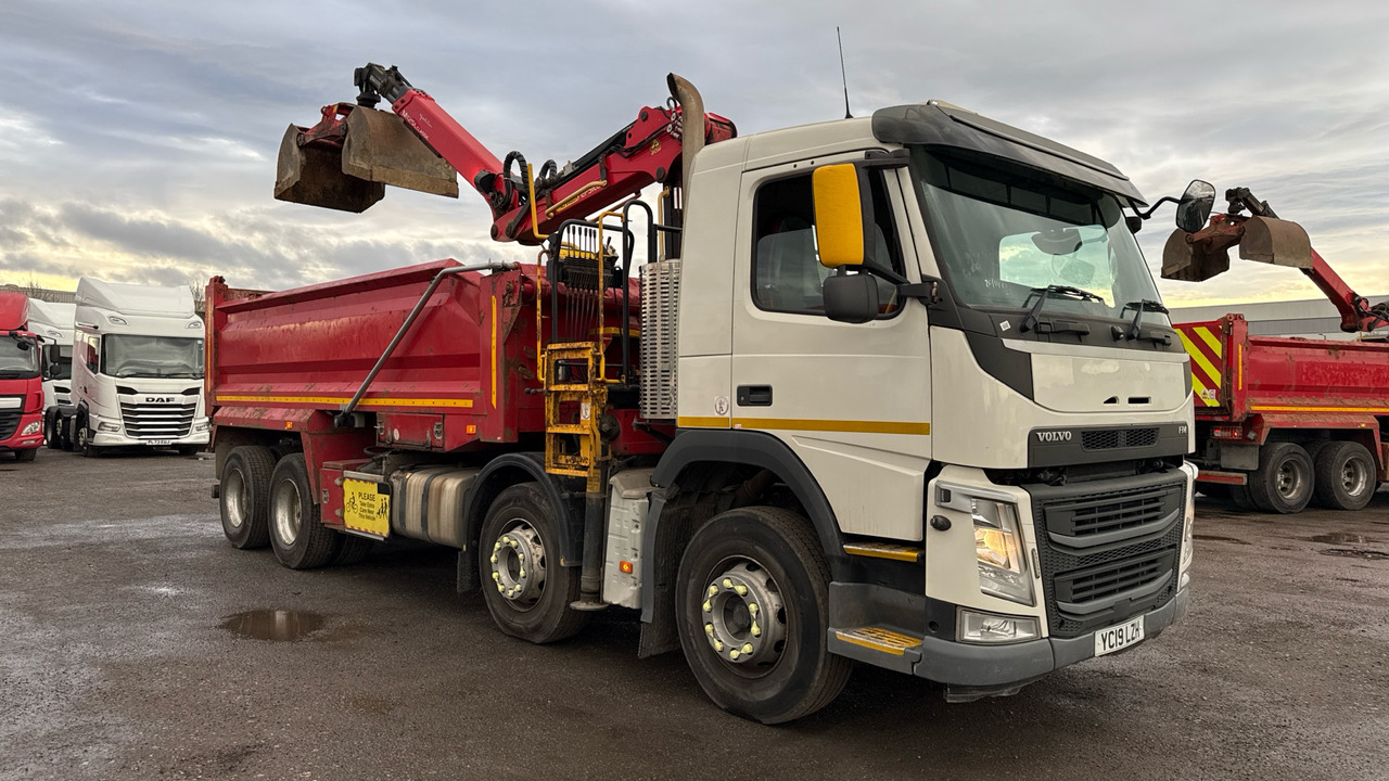 Volvo FM 410 - Camión volquete, Camión grúa: foto 1 Volvo FM 410 - Camión volquete, Camión grúa: foto 1