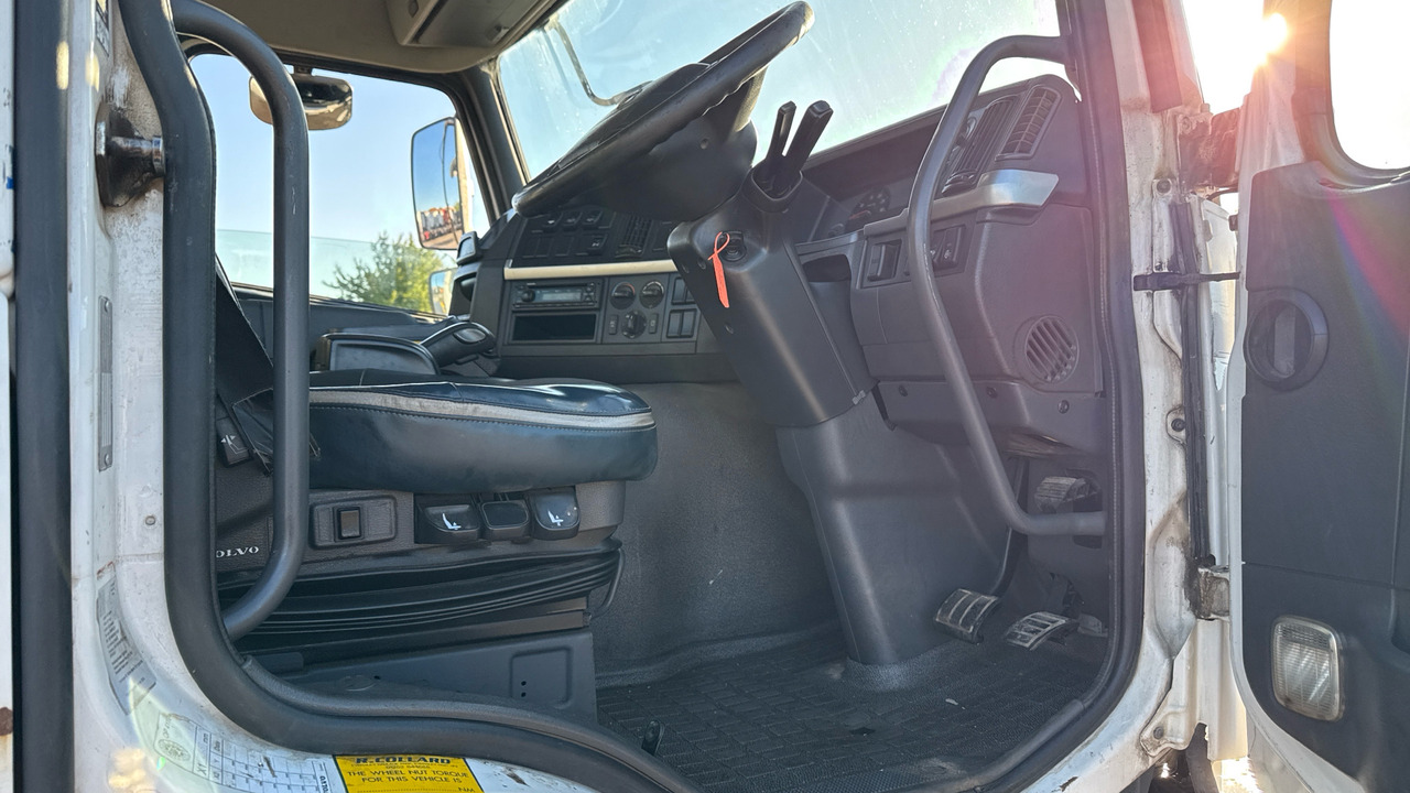 Volvo FMX 380 - Camión multibasculante: foto 5 Volvo FMX 380 - Camión multibasculante: foto 5