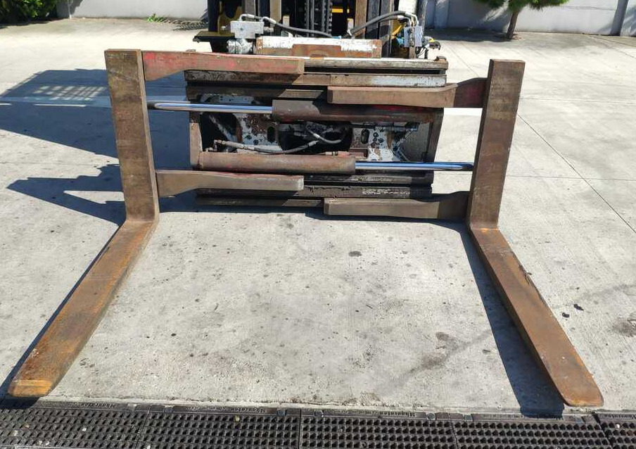 Yale GDP50VX - Carretilla elevadora diésel: foto 3 Yale GDP50VX - Carretilla elevadora diésel: foto 3