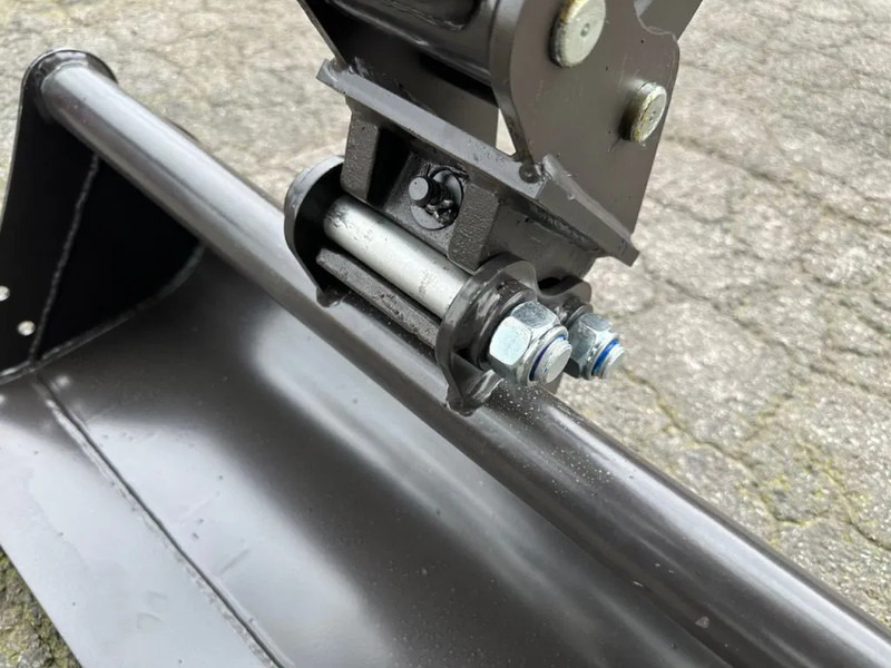 Rhino Rhinoceros XN12-9 - Miniexcavadora: foto 3 Rhino Rhinoceros XN12-9 - Miniexcavadora: foto 3