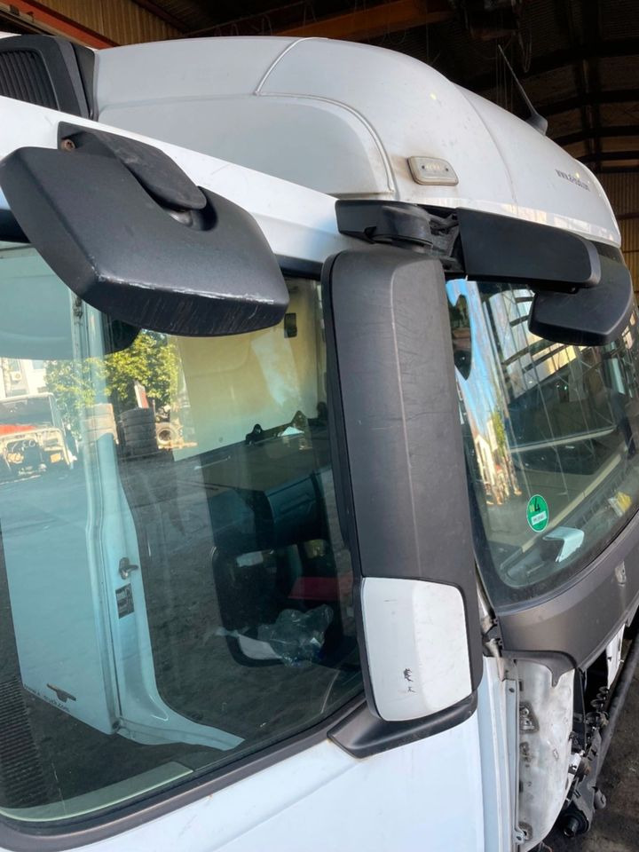 Actros MP4 Beifahrertür, Tür Rechts Weiß Spiegel Innenverkleidung - Puerta y piezas para Camión: foto 3 Actros MP4 Beifahrertür, Tür Rechts Weiß Spiegel Innenverkleidung - Puerta y piezas para Camión: foto 3