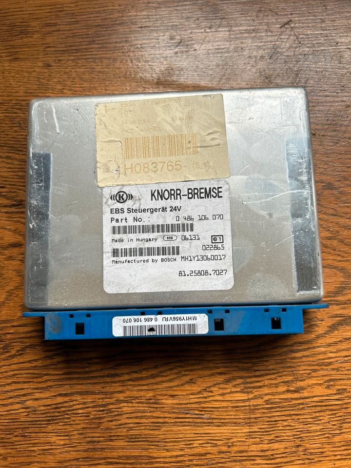 MAN KNORR-BREMSE EBS Steuergerät 81.25808.7027 - Unidad de control para Camión: foto 1 MAN KNORR-BREMSE EBS Steuergerät 81.25808.7027 - Unidad de control para Camión: foto 1
