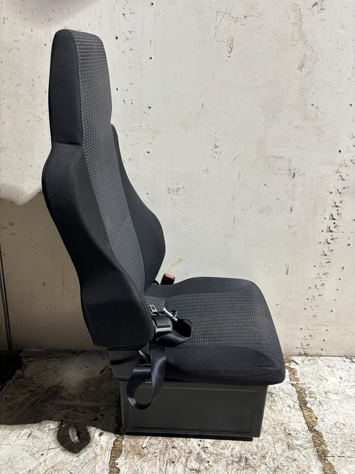 MAN TGL Beifahrersitz Euro 5/6 - Asiento para Camión: foto 2 MAN TGL Beifahrersitz Euro 5/6 - Asiento para Camión: foto 2