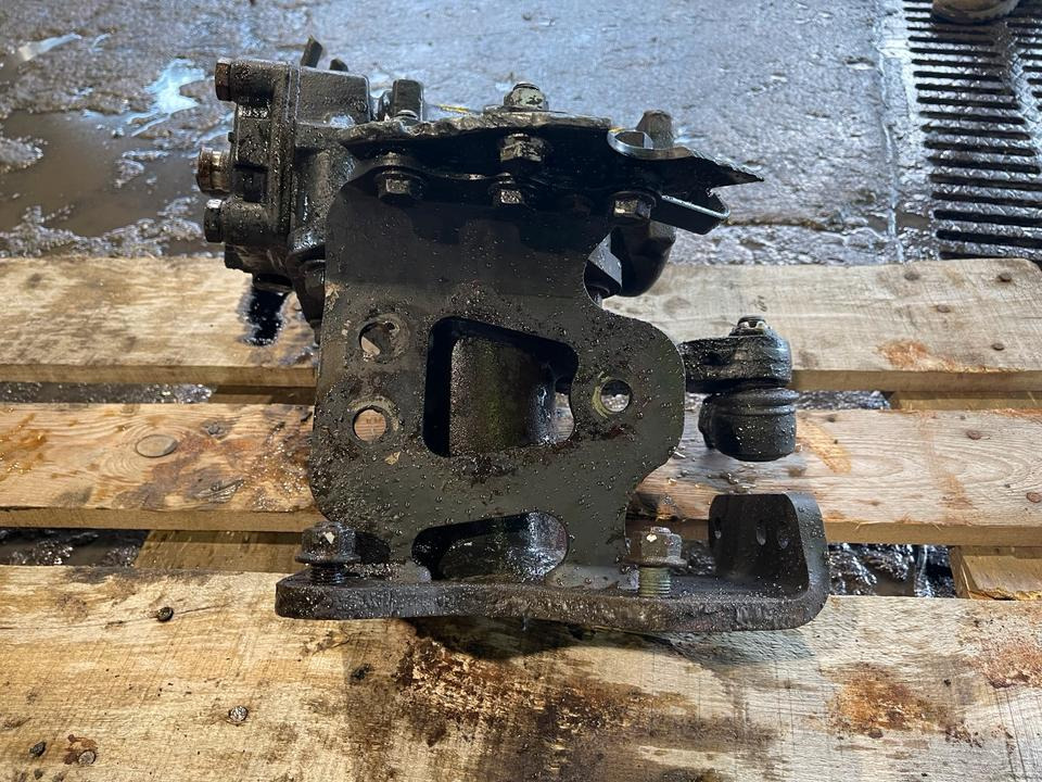 MAN TGL Lenkung Lenkgetriebe RBL - Dirección para Camión: foto 4 MAN TGL Lenkung Lenkgetriebe RBL - Dirección para Camión: foto 4