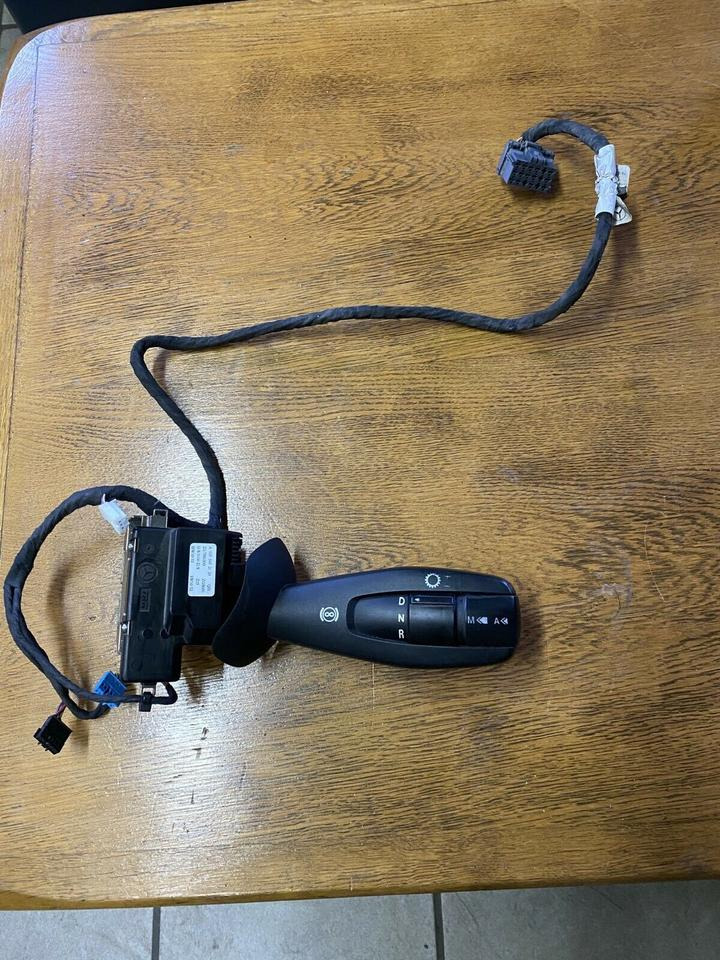 Mercedes Actros MP4 Lenkstockhalter, Schalter Schalthebel - Cabina e interior para Camión: foto 3 Mercedes Actros MP4 Lenkstockhalter, Schalter Schalthebel - Cabina e interior para Camión: foto 3