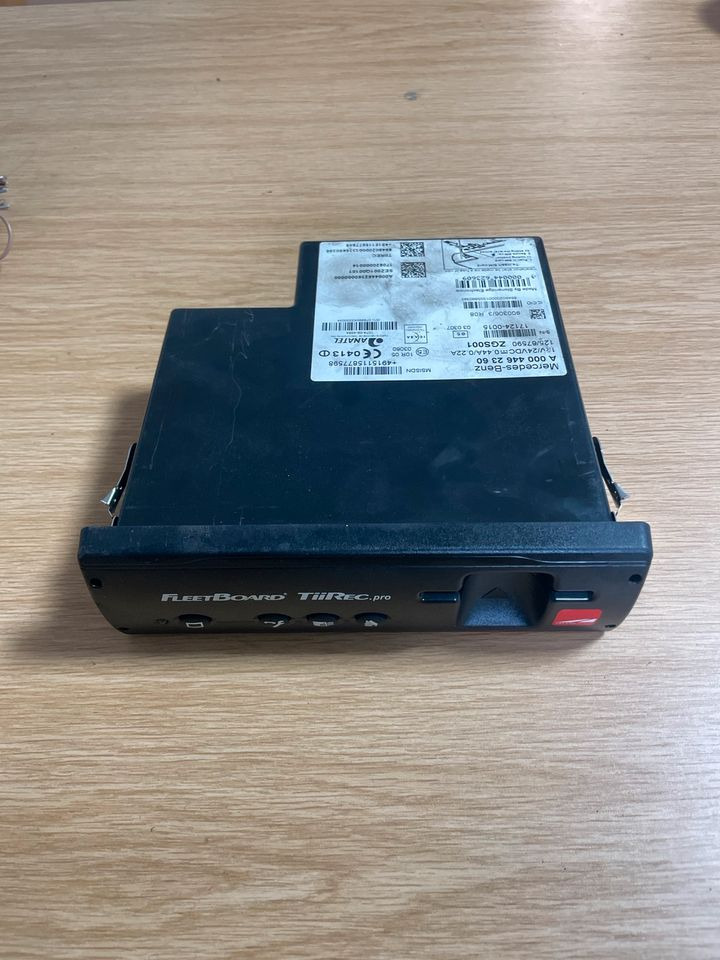 Mercedes-Benz Actros Tachograph FLEETBOARD A0004462360 - Tacógrafo para Camión: foto 1 Mercedes-Benz Actros Tachograph FLEETBOARD A0004462360 - Tacógrafo para Camión: foto 1