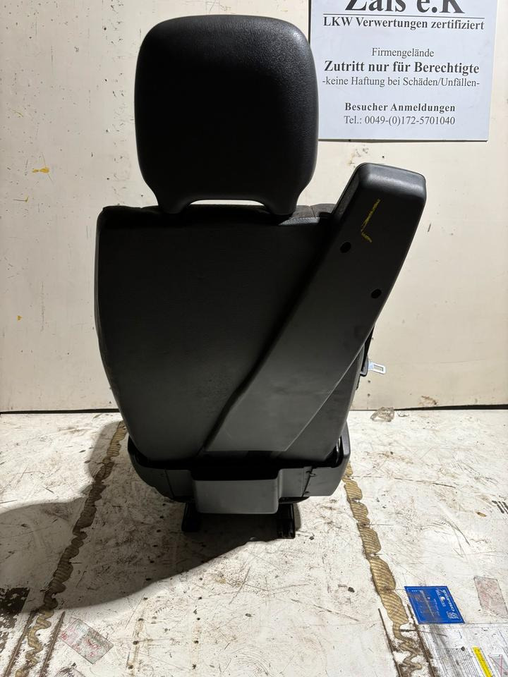Mercedes-Benz Atego 2 Beifahrersitz mit Luft - Asiento para Camión: foto 4 Mercedes-Benz Atego 2 Beifahrersitz mit Luft - Asiento para Camión: foto 4