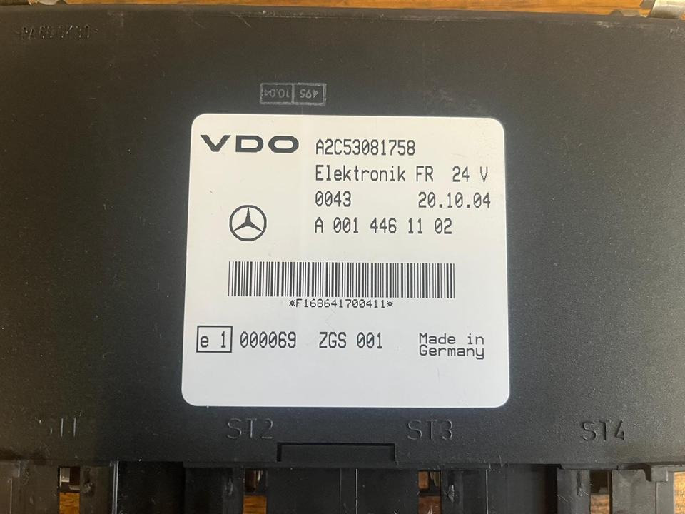 Mercedes-Benz VDO Elektronik FR Steuergerät A0014461102 - Unidad de control para Camión: foto 3 Mercedes-Benz VDO Elektronik FR Steuergerät A0014461102 - Unidad de control para Camión: foto 3