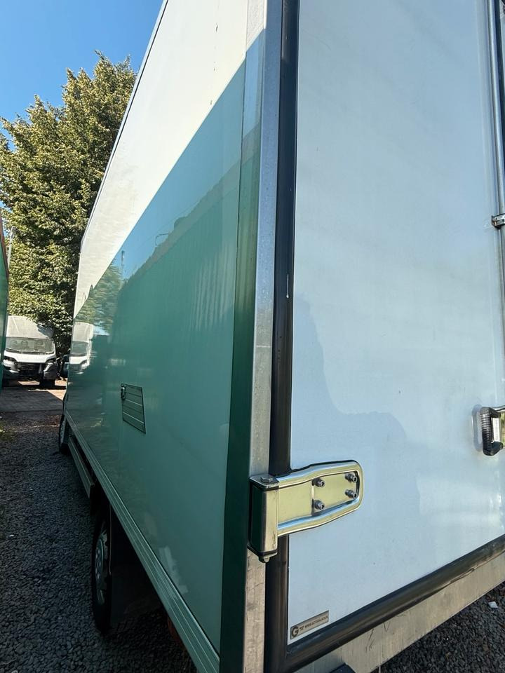 Mercedes Sprinter Kühlkoffer - Carrocería-frigorifico: foto 2 Mercedes Sprinter Kühlkoffer - Carrocería-frigorifico: foto 2