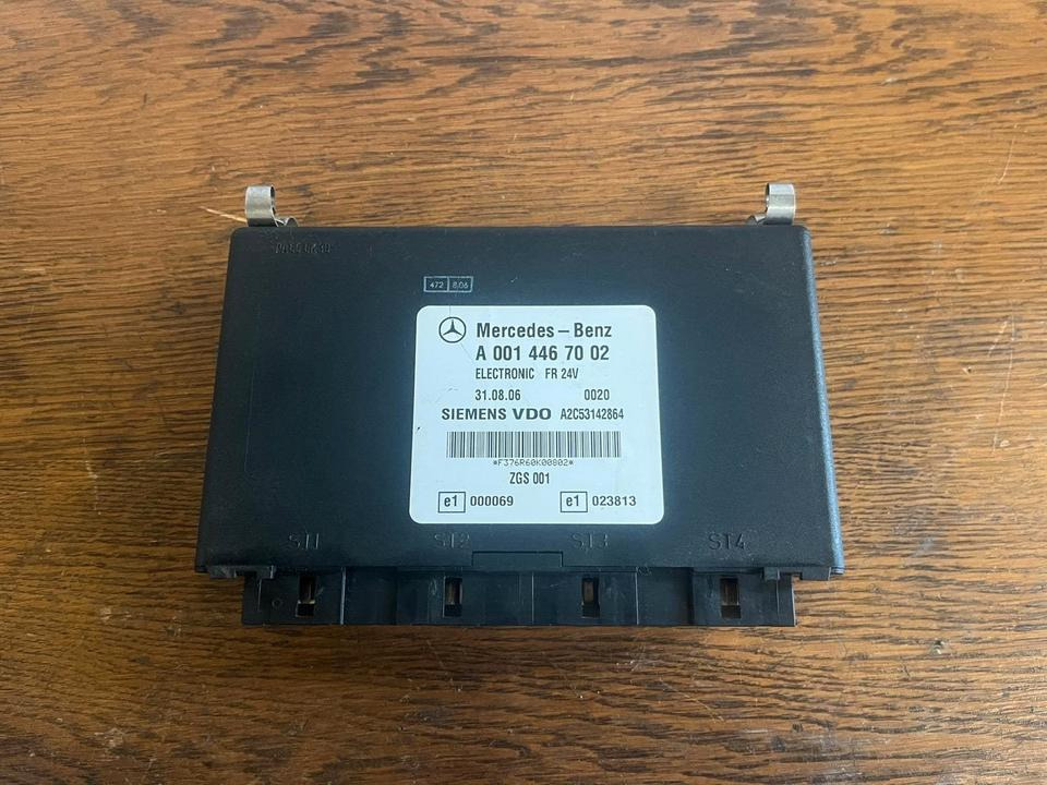 Mercedes VDO Elektronik FR Steuergerät A0014467002 - Unidad de control: foto 2 Mercedes VDO Elektronik FR Steuergerät A0014467002 - Unidad de control: foto 2