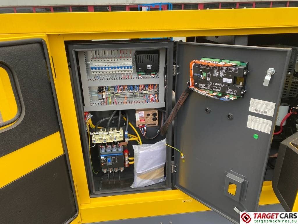 Generador industriale nuevo Atlas Copco QES100 Diesel 100KVA Generator 400/230V Unused: foto 14