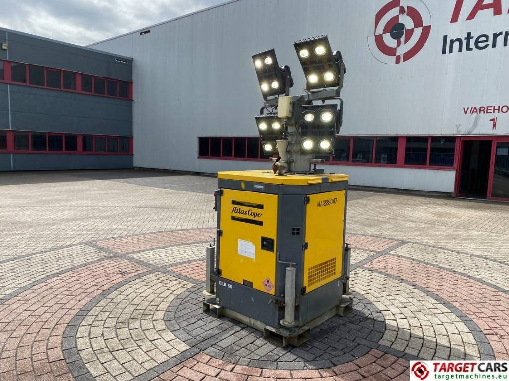 Atlas Copco QLB60 Tower Light 4x350W Led - Torre de iluminación: foto 4 Atlas Copco QLB60 Tower Light 4x350W Led - Torre de iluminación: foto 4